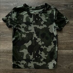 🚥3/$12 Camouflage Short Sleeve Athletic Performance T-Shirt